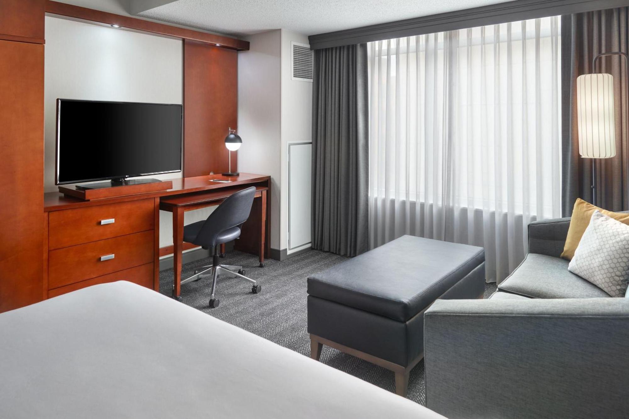 Courtyard By Marriott Washington, D.C./Foggy Bottom Hotel Kültér fotó