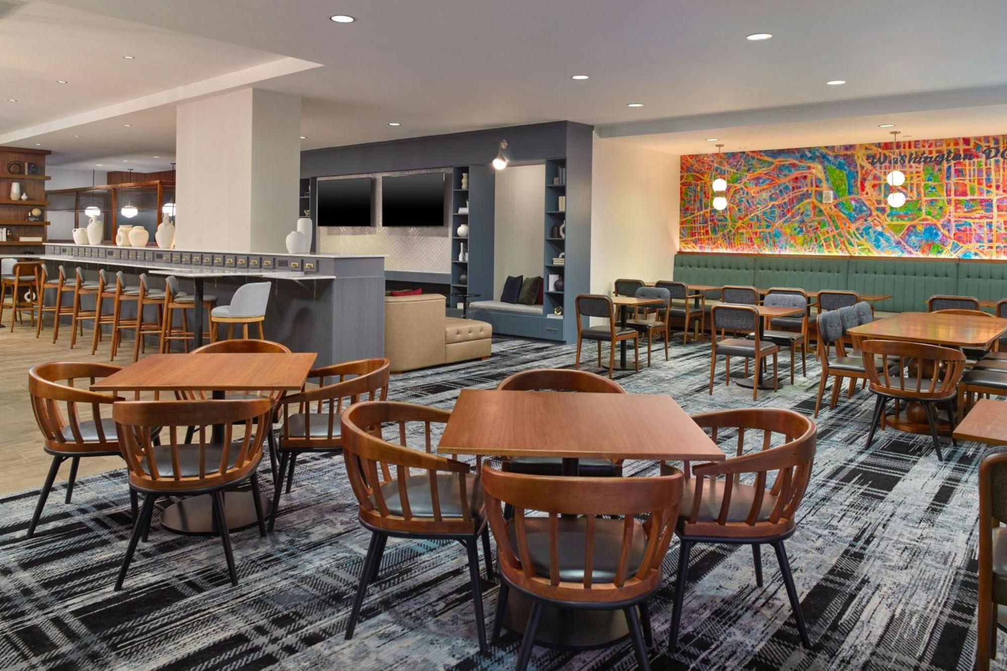 Courtyard By Marriott Washington, D.C./Foggy Bottom Hotel Kültér fotó